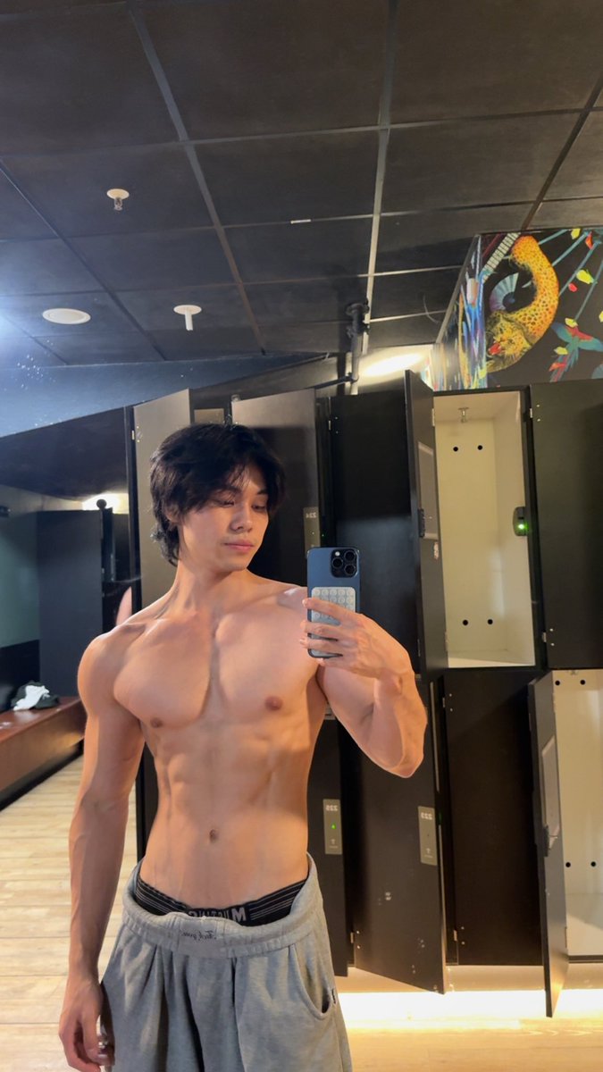 chenyangyii's tweet image. day 7 of locking in after vacay