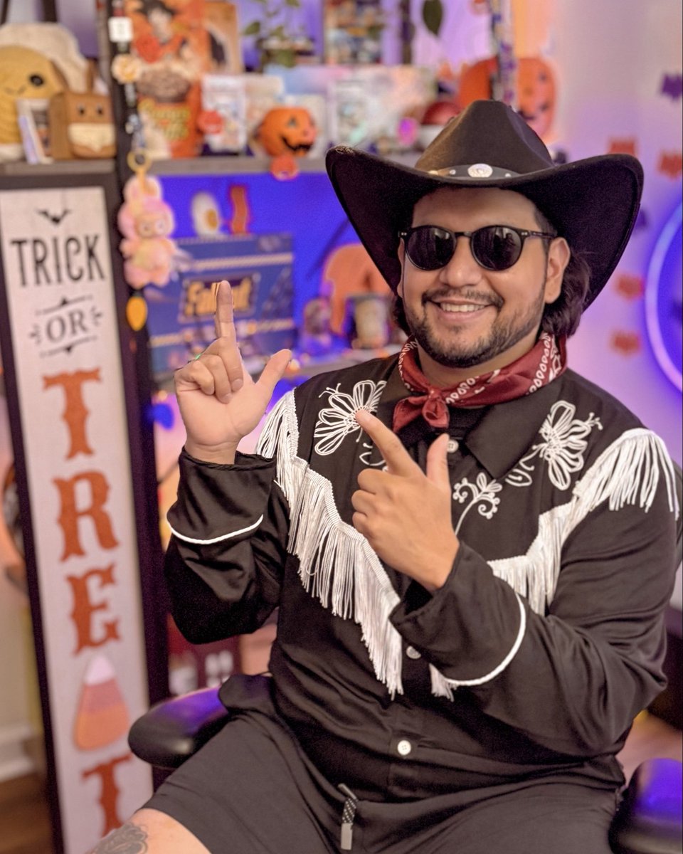 Come watch this Cowboy chase some Rebirth Dubs! 🤠🔥

Live on Twitch 💜