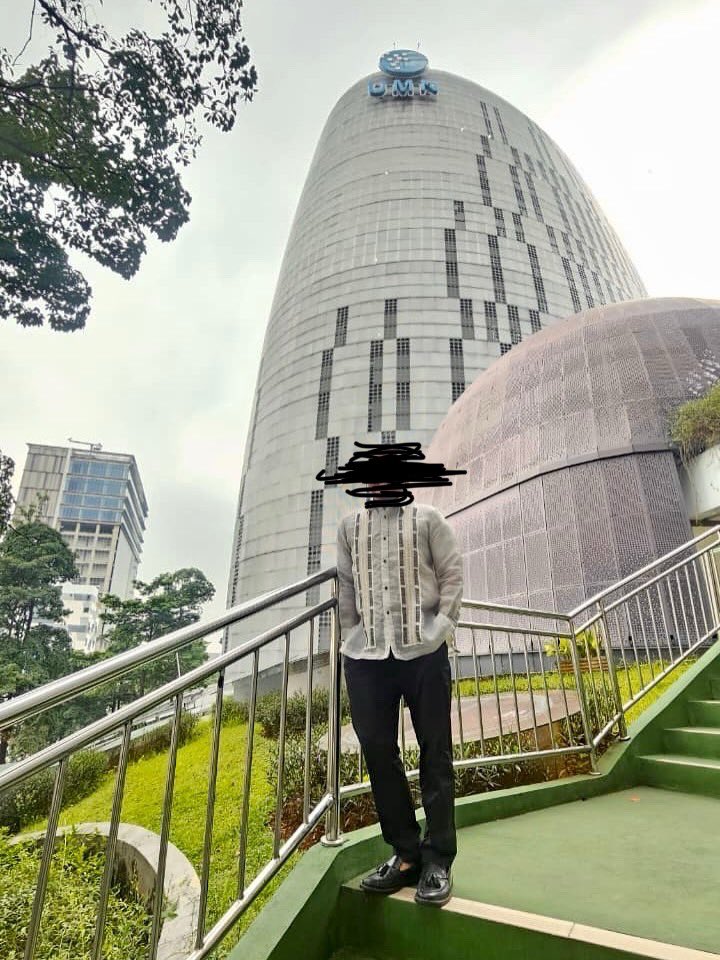 Profbluejay's tweet image. I’m in Tangerang Indonesia for 2 weeks. Any moots here?😉