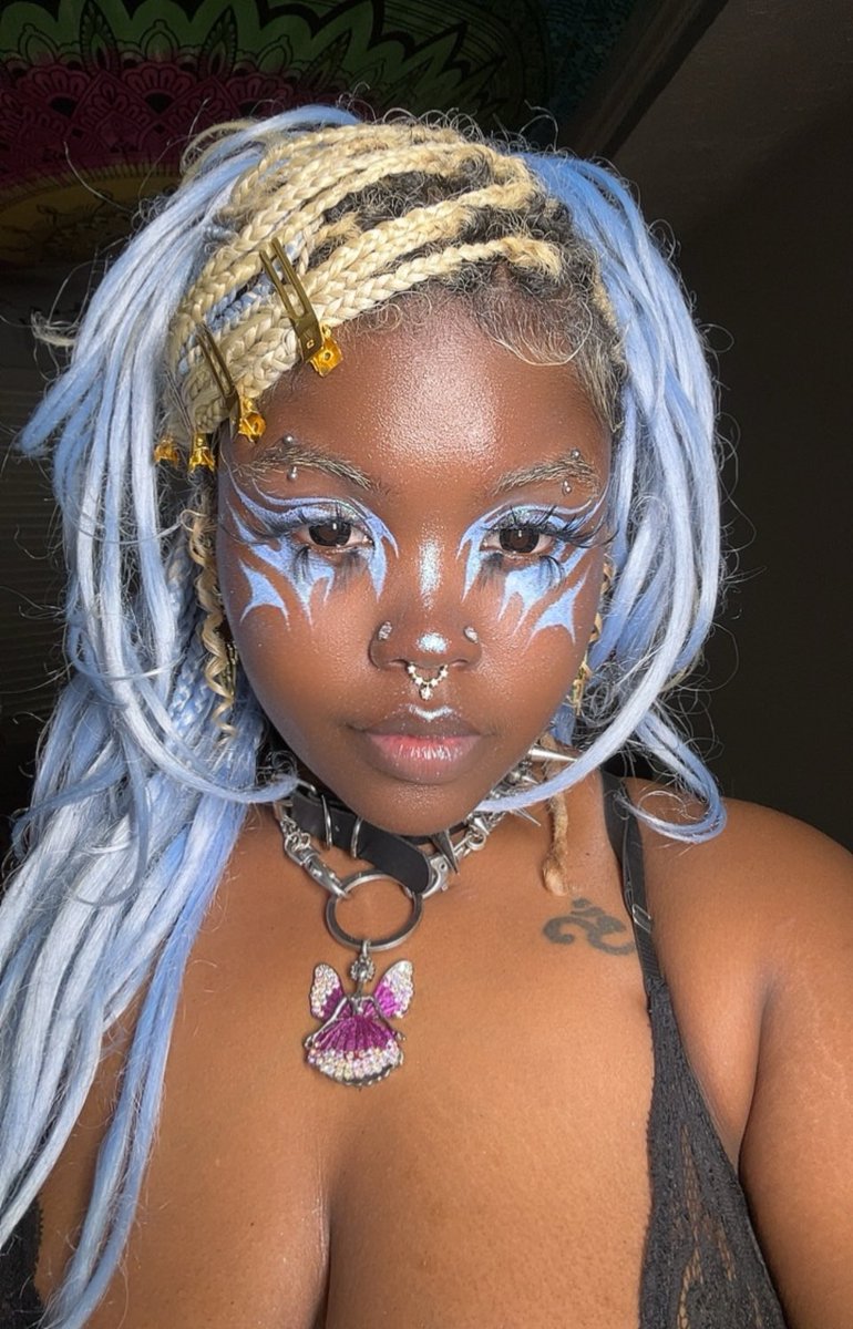 corbincreatives's tweet image. Im OBSESSED 🙂‍↔️