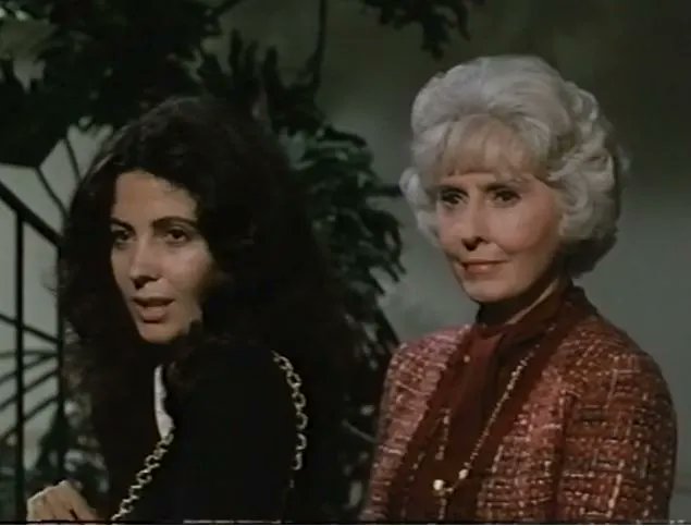 "The idea of having Barbara Stanwyck in my Monsters and Matinees column never crossed my mind. For starters, she isn’t known for horror films..." - Monsters &amp; Matinees' <a href="/ToniRuberto/">Toni Ruberto</a> shares thoughts on Barbara Stanwyck, Horror Queen... classicmoviehub.com/blog/monsters-…