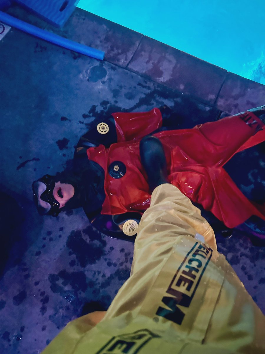 Got <a href="/Squawk_the_Jay/">Squawk (are birds even real?) 🔜 COG (A)</a> in the Trellchem ripping me out from the pool and giving me the steppies while I’m in the Viking 🥴