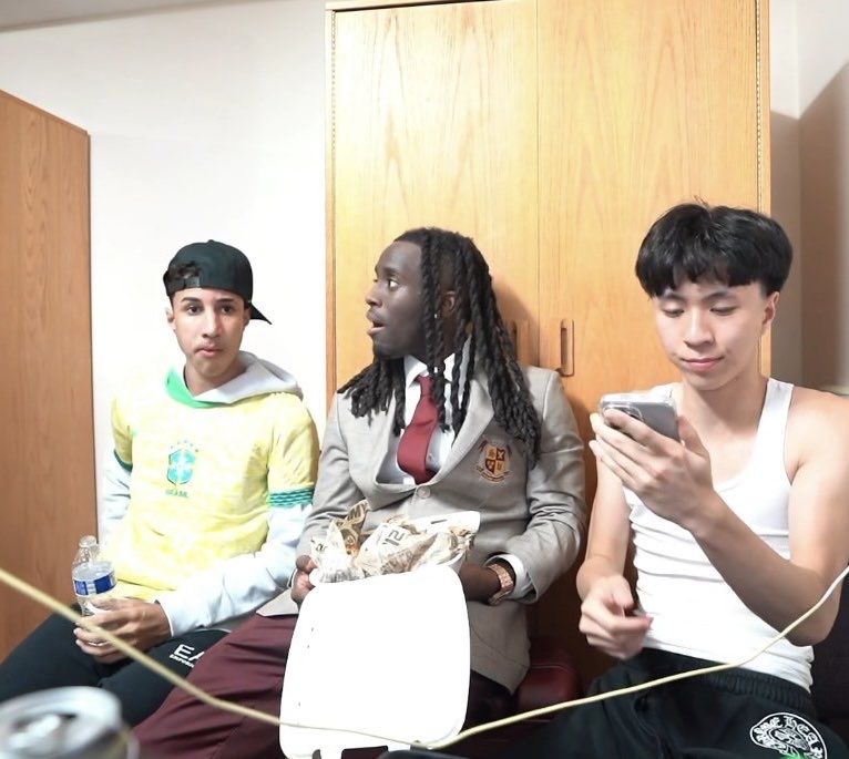 SlatDontMiss's tweet image. 😭😭