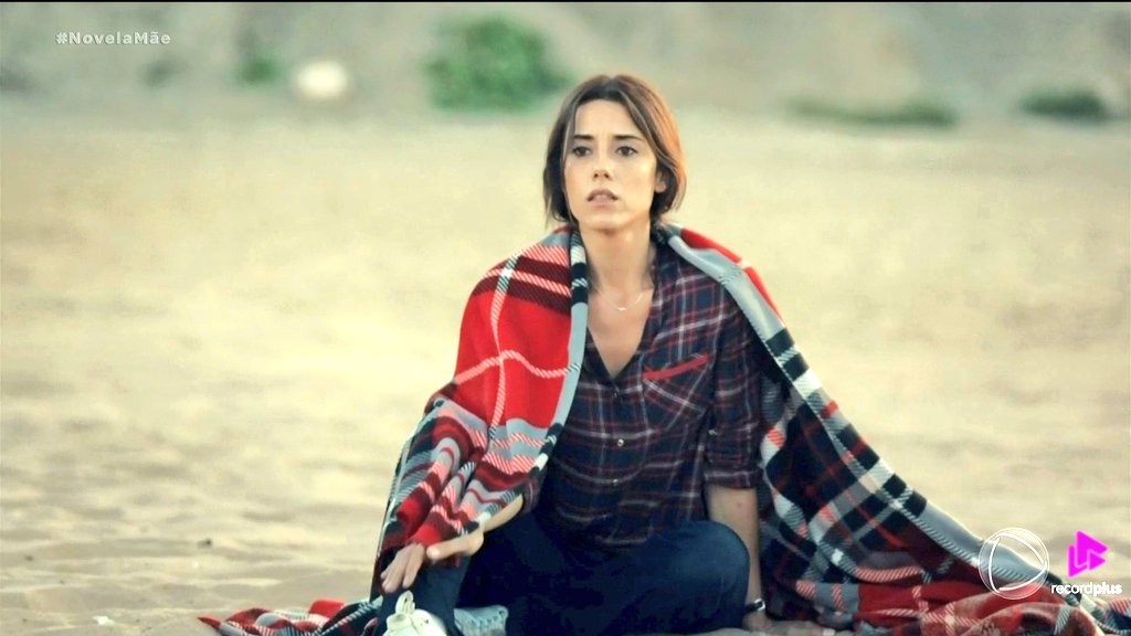 "Pássaros, me levem"

O que se passa na cabecinha de uma criança sofrida para falar uma coisa dessas? Que cena forte. 🥺 #NovelaMae