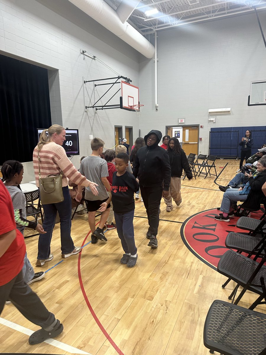 🏆 Academic Team Update!🌍 
The GlobeTrotters brought home a win as they faced the Brook Park 🐻 ! Both teams played well and showed great sportsmanship. 👏 Thanks, BP 🐻 , for hosting a great meet! 💙💛

#MECisThePlaceToBe #mecGROW