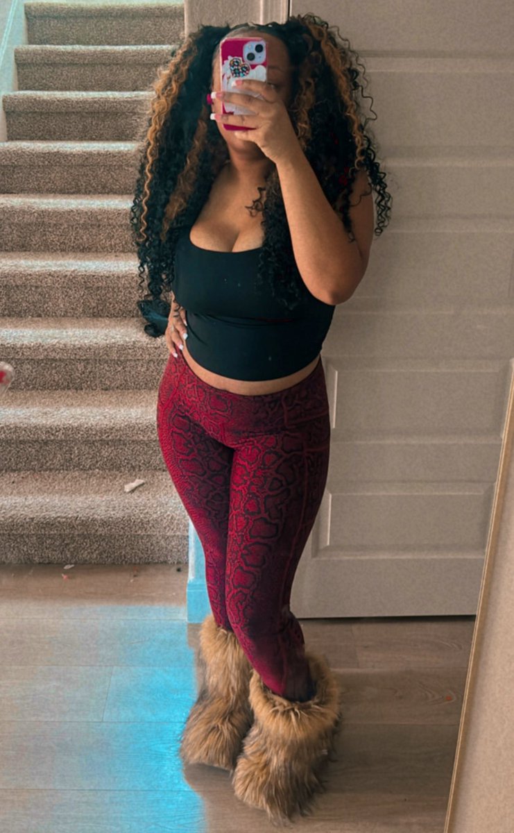 ggpretty_'s tweet photo. I cant wait to be in the gym next month #clubstudio https://t.co/em7vWZ1eGE