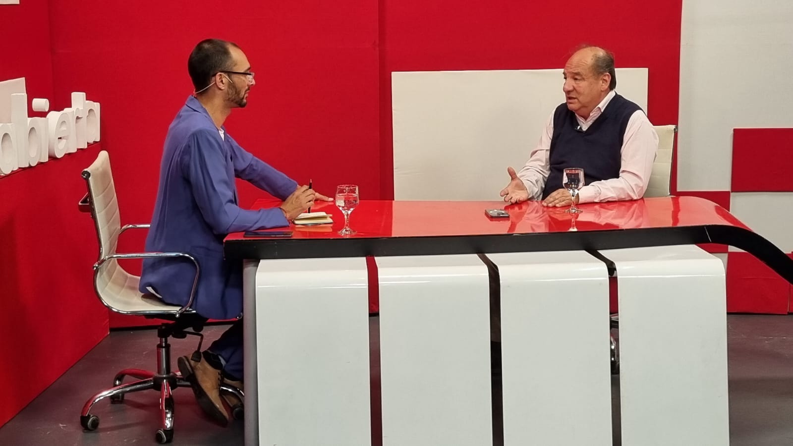 G4YyDOFXMAAtzmw?format=jpg&name=large