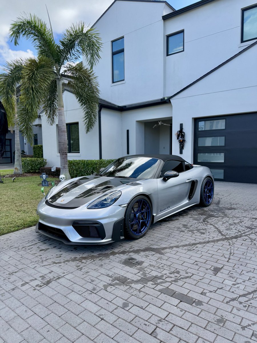 ryan_dalziel's tweet image. Still think this is one of the best looking Porsches ever. #SpyderRS #porsche #spyder #718spyder #718spyderrs #weissachpackage