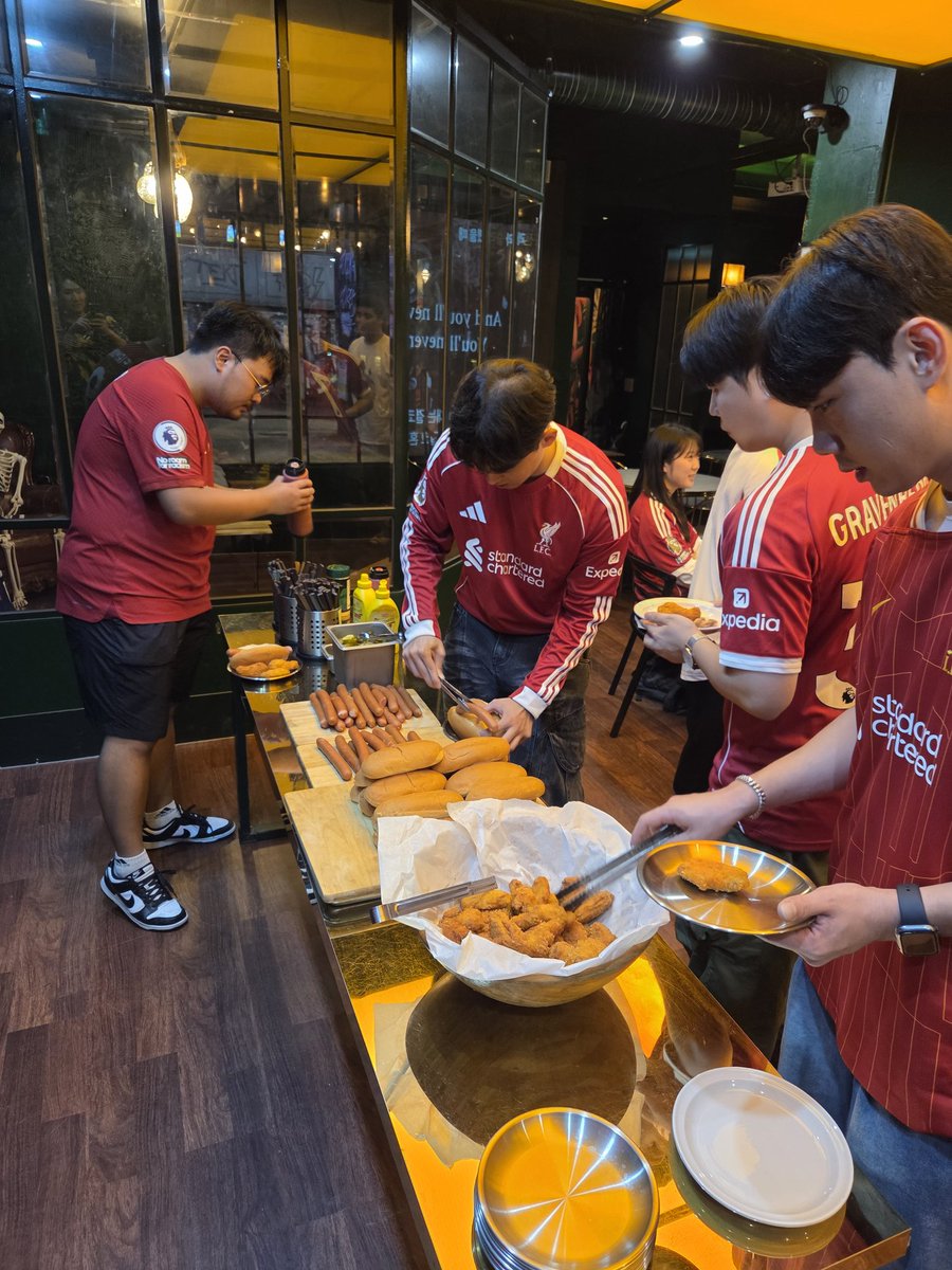 하이라이트 이벤트 라운지 : 홍대 칵테일바 생일바 생일펍 생일카페 생카 대관 이벤트 tweet media