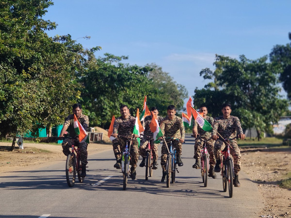 COMDT81BNCRPF's tweet photo. CYCLE RALLY 81BN CRPF https://t.co/gfwwLHLKMD