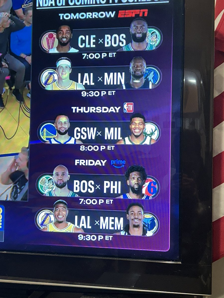 SON THEY GOT WHOOO ON THE BOTTOM?? 😭😭😭😭💔💔💔💔