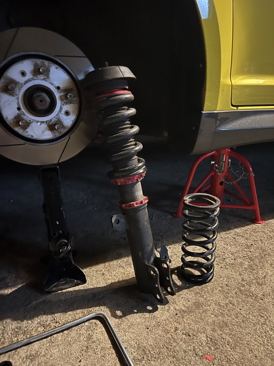 そういえば冬仕様になりました
Fバネ13k 160mm → 5k 200mm