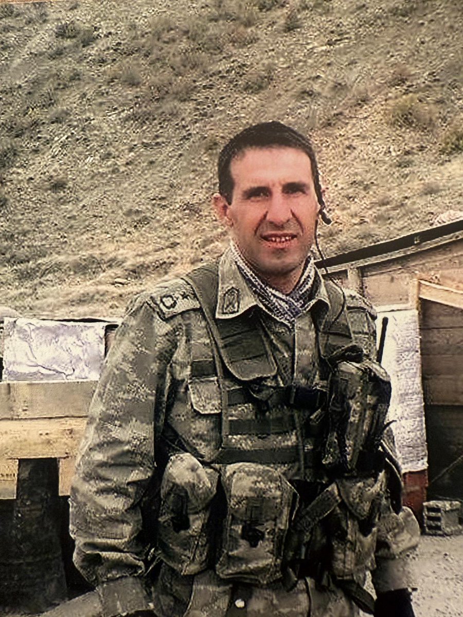 📌Şerefli namuslu TÜRK SUBAYI Orkun Özeller tam 42 Gündür TUTUKLU... 
Cumhuriyetin Askeri, Cumhuriyet Bayramında Silivri'de...     
#OrkunÖzellerYalnızDeğildir #VatanyahutSilivri #29Ekim #CumhuriyetBayramı