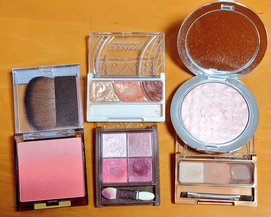 Dior 新品未使用✨　2点セット♡ ディオール Dior非売品2点セット 扇子 香水 バッグチャーム ミス