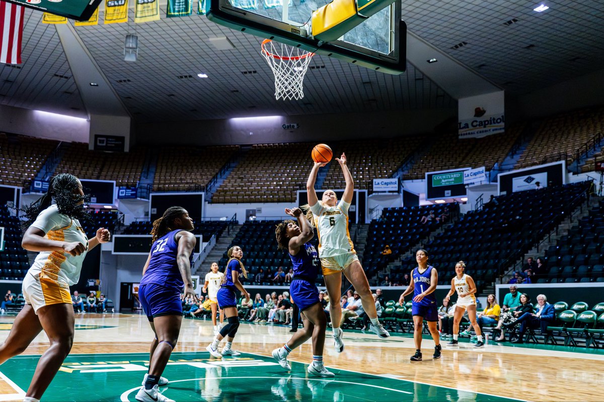 LionUpWBB's tweet photo. W😤 https://t.co/z5N5PaHRCN