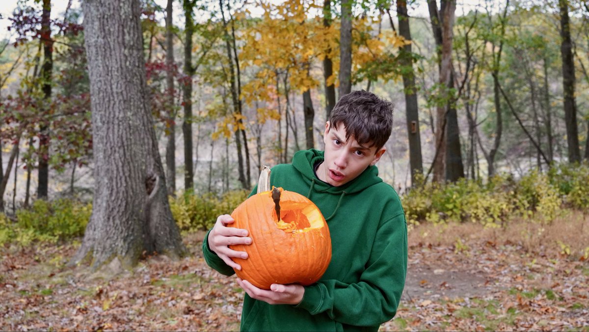 The_AlexHidalgo's tweet image. William experimented with props this time. An heirloom spoon sure adds a bit of nostalgic charm to one’s creation, doesn’t it? #pumpkin #halloween #jackolantern @baggins_bow