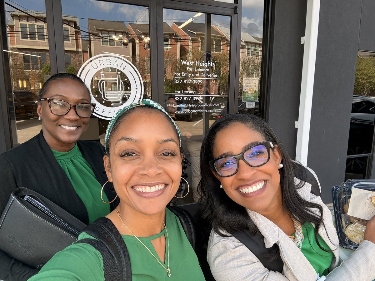 Today, CTAPP and the Teacher Team came together for a powerful planning session focused on coursework for our teacher candidates. The ideas were flowing, the teamwork was strong, and green was definitely the color of the day! 💚