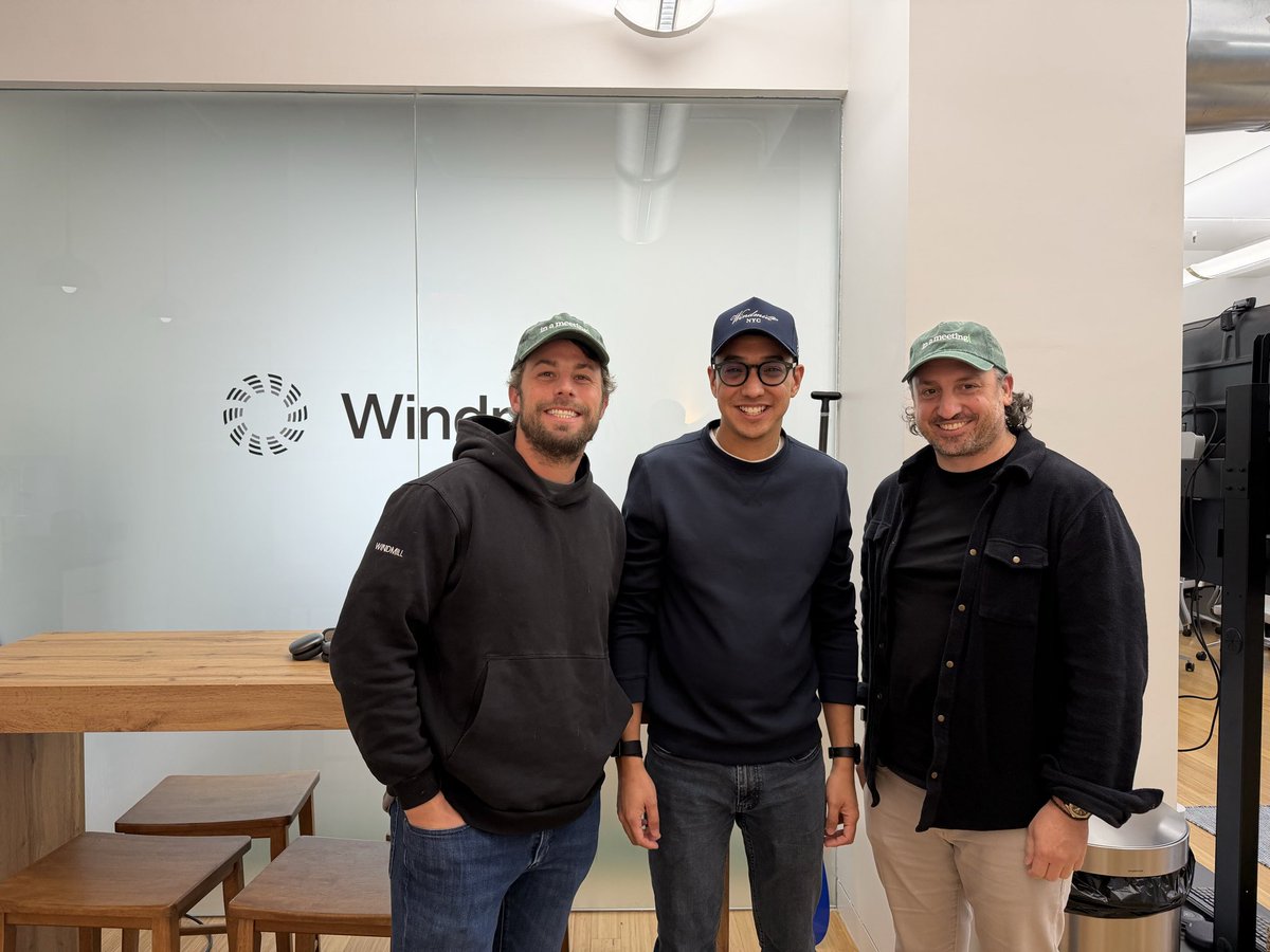 Make hat swaps a thing 🧢

<a href="/trywindmill/">Windmill</a> x <a href="/meetgranola/">Granola</a>