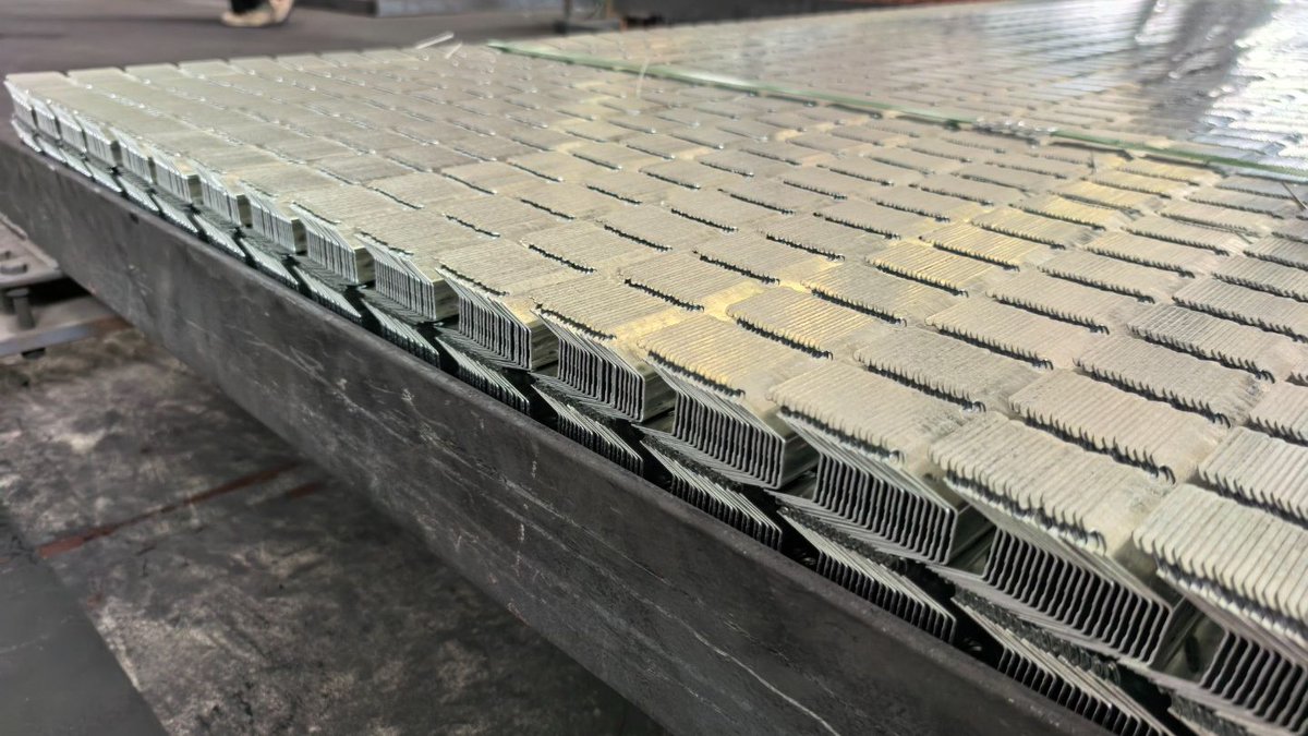 steel_ecosteel's tweet image. Building smarter, not harder. From ZAM &amp;amp; GL steel to custom ceiling systems, we've got your full spectrum of high-performance building materials. Durable, sustainable, and engineered for lasting impact.🏗️✨ #BuildingSolutions  #CShapeJoist #MetalBuildingSystems #steelfactory