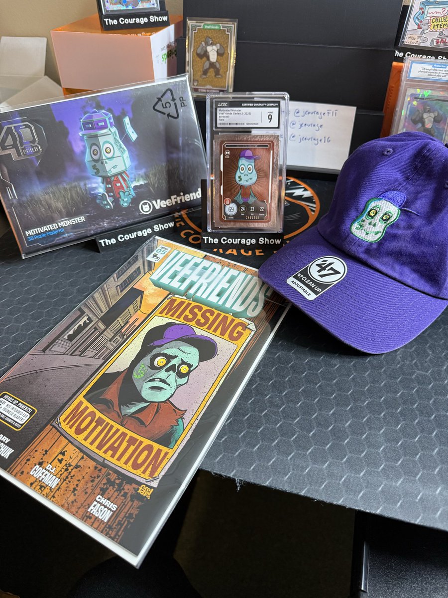 Here’s a MONSTER of a deal

CGC 9 Rare TCG card
NYCC Exclusive 3D Puzzle 
Base Comic 5
Official Purple Monster Hat 

$275

<a href="/veefriends/">VeeFriends</a> <a href="/VeeFriendsCards/">VeeFriends Cards</a>