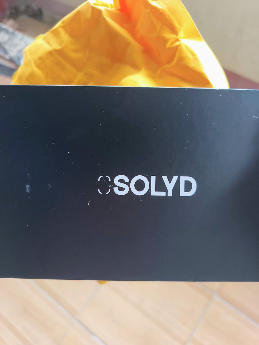 luckyroby tweet media