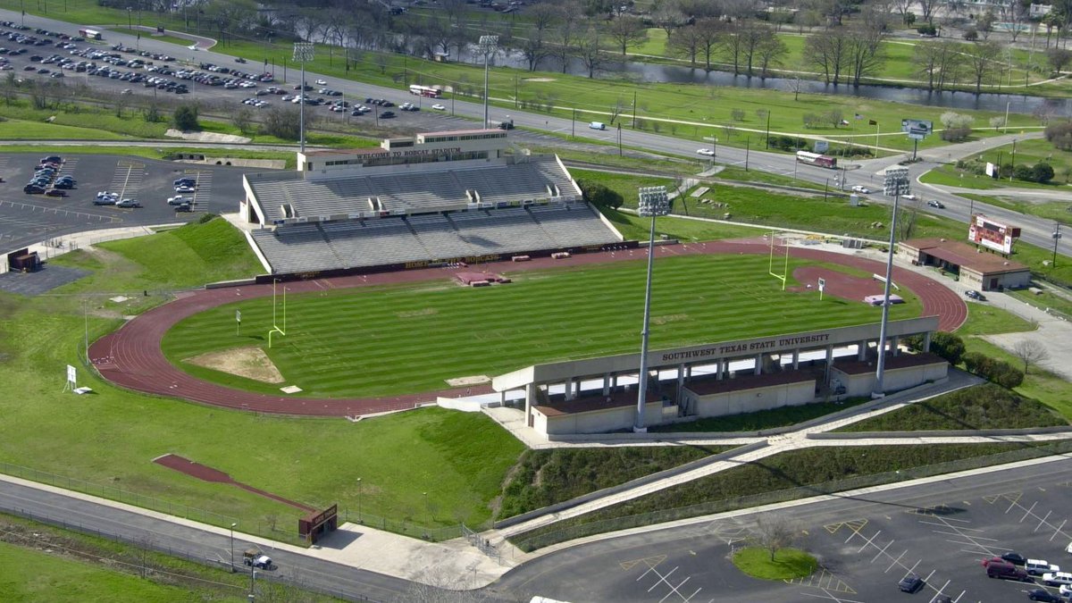 cfbcampustour's tweet photo. UFCU Stadium through the years

• 🏠 @TXSTATEFOOTBALL
• Opened in 1981
• Original capacity 14,000 seats
• Expanded in 2009 &amp; 2012
• 28,388 current capacity
• Record crowd 33,133 vs Houston (2016)

An incredible transformation in San Marcos!

#EatEmUp https://t.co/bdjYu4DyDL