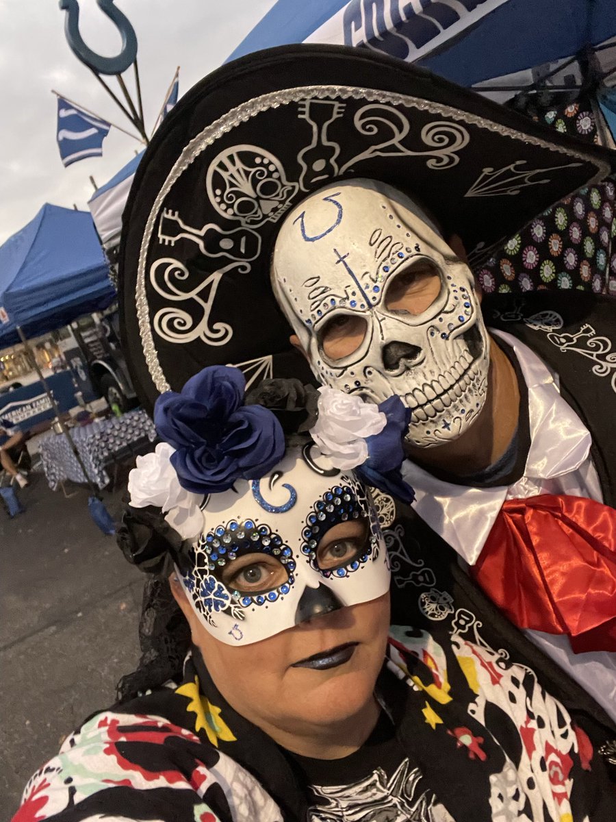 coachjackiemc's tweet photo. @Colts Is there going to be a public release of the #hastalamuerte collection? This Spanish teacher is dying to get some (see what I did there, dying). @Rigojio88 @PatMcAfeeShow https://t.co/C12diS7hnI