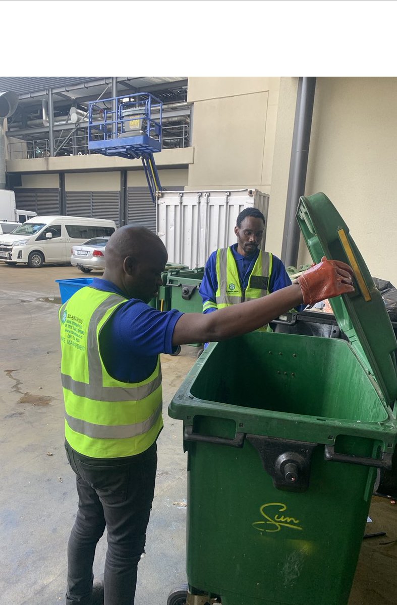 babinanoko_te's tweet photo. In need of waste and recycling services for your business? 

#Babinanoko is at your service with reliable waste and recycling collection and showcasing a strong dedication to sustainability. Learn more: https://t.co/1psxGeSzC5 or Email us at info@babinanoko.co.za https://t.co/IVNws6Bs6H