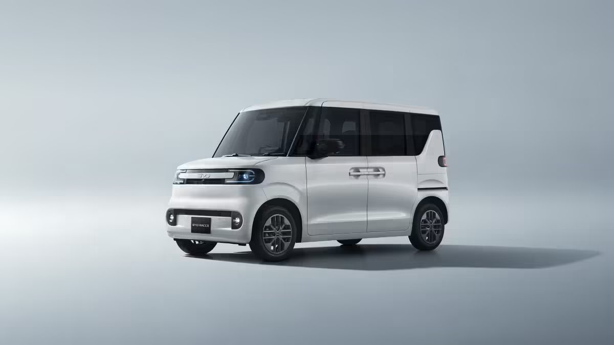 AutoLab_1's tweet image. Exclusively built for the Japanese market: BYD&apos;s first pure electric K-Car, &quot;RACCO,&quot; makes its debut and will go on sale next year.@BYDCompany