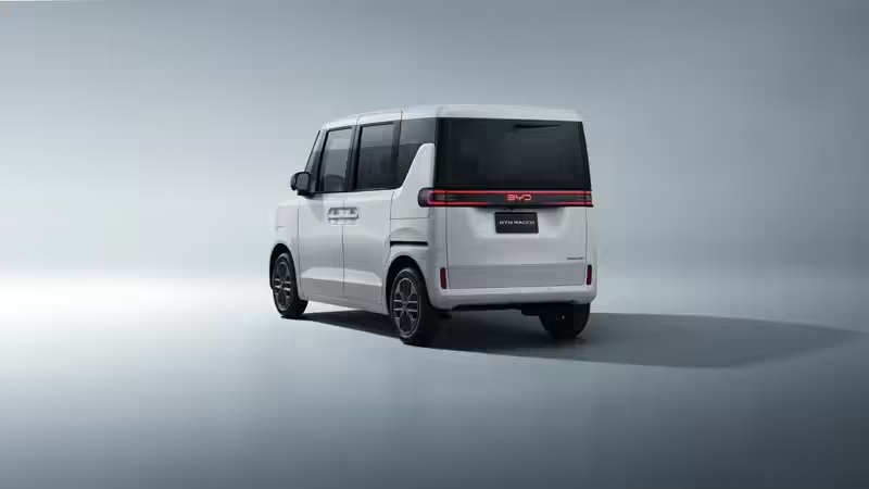 AutoLab_1's tweet image. Exclusively built for the Japanese market: BYD&apos;s first pure electric K-Car, &quot;RACCO,&quot; makes its debut and will go on sale next year.@BYDCompany