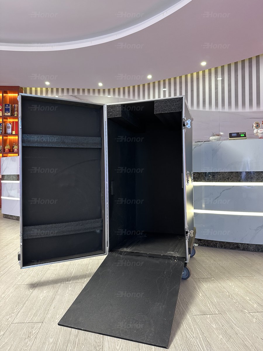 Joycehonorled's tweet image. Indoor Die cast aluminum LED POSTER 

-Seamless Combine 8pcs max
-Support WIFI, USB, Bluetooth
-High refresh rate 7680hz
Size: 640*1920mm

Whatsapp Joyce +86-13978333989

#ledposter #posterdisplay #ledposterdisplay #ledposterscreen #LED디스플레이 #LED올인원솔루션 #LED컨트롤러