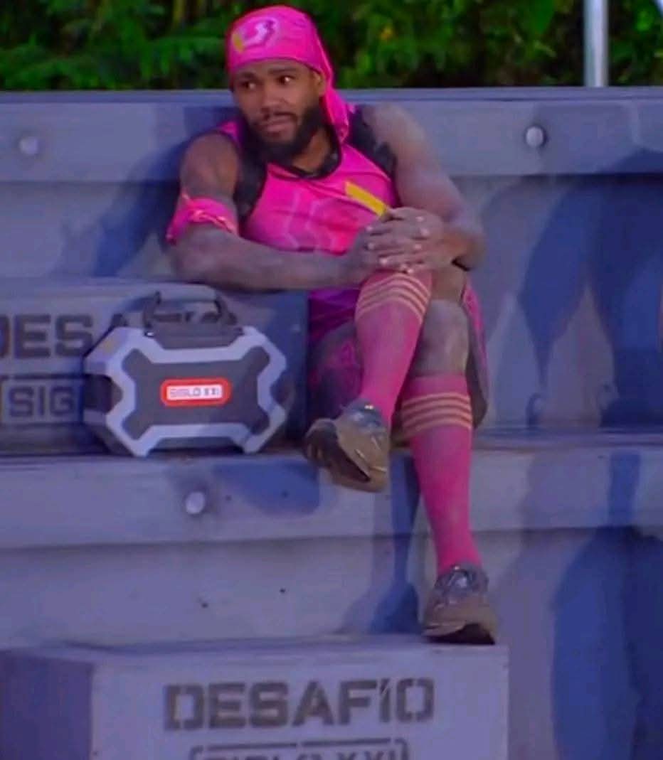 PhaulRincon10's tweet photo. Yo escuchando a Leo después de todo lo que hablo de Eleazar.

#DesafioDelSigloXXI 
#DesafioDelSiglo https://t.co/XIZvCb0q4u