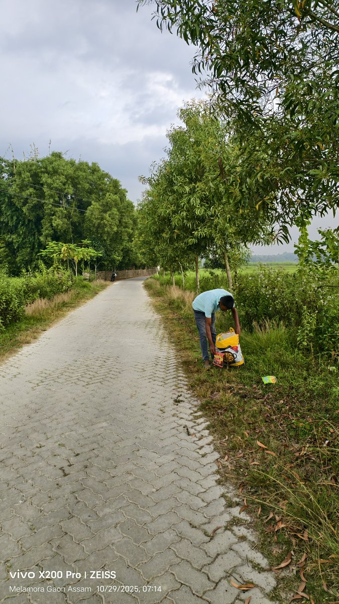 bitupon88900972's tweet photo. Good Morning ..
#destinationkhumtai #cleankhumtai #cleanmelamora #SwachhaaHiSeva #plogging #avoidplastic #SwachhBharat @Mrinal_MLA @himantabiswa @CMOfficeAssam @narendramodi @PMOIndia @NANDANPRATIM @Pijush_hazarika @PmargheritaBJP @KamakhyaTasa @manabdeka @borgohainSBG https://t.co/FiIFP59ggI