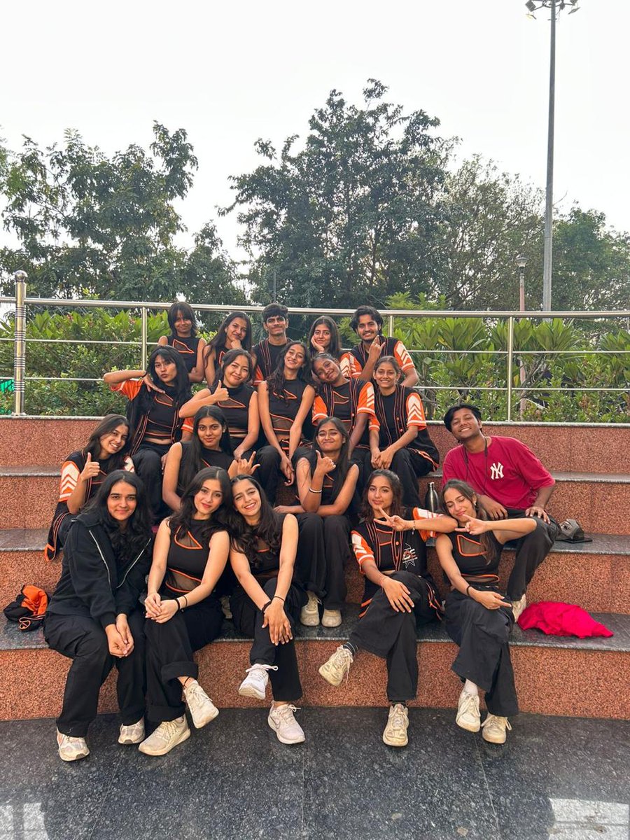 VERVE DANCE CREW , the western dance society of our college secured *1st position in streets and 3rd position in Western Dance at AIIMS RISHIKESH 
The team’s participation was met with appreciation and recognition for their energy, creativity, and team spirit.