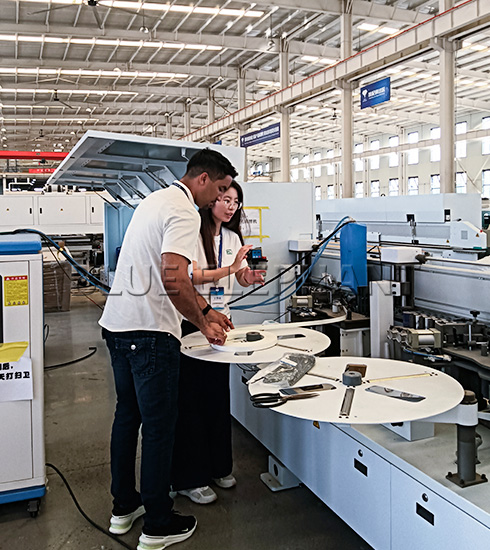 ElephantCnc's tweet image. 🎉🥳Congratulations to our Jamaican client had a highly successful factory tour!

&quot;I&apos;m looking forward to bringing my CNC home!&quot; 👍👍👍

☎Contact us :
elephant-cnc.com 
Whatsapp/mobile: +86-15064026772
#edgebandingmachine #drilling #sawblade #engraving #nestingcnc #review