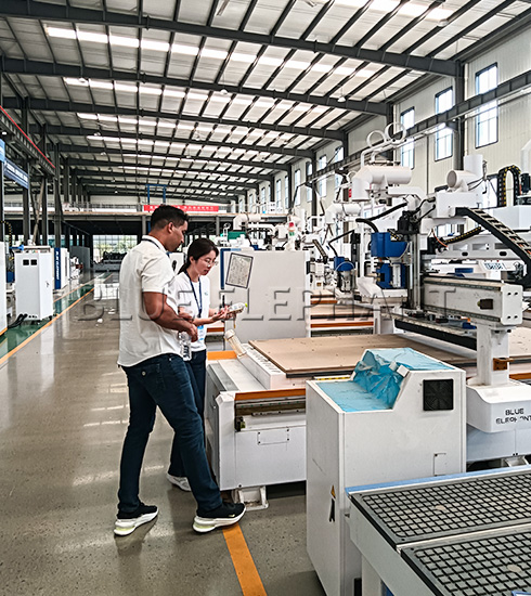 ElephantCnc's tweet image. 🎉🥳Congratulations to our Jamaican client had a highly successful factory tour!

&quot;I&apos;m looking forward to bringing my CNC home!&quot; 👍👍👍

☎Contact us :
elephant-cnc.com 
Whatsapp/mobile: +86-15064026772
#edgebandingmachine #drilling #sawblade #engraving #nestingcnc #review