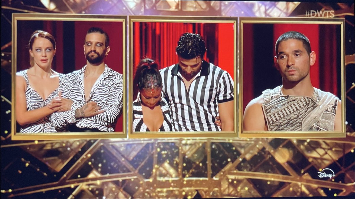 The producers were so evil for this but I can’t deny that I was so seated during this moment ngl #DWTS