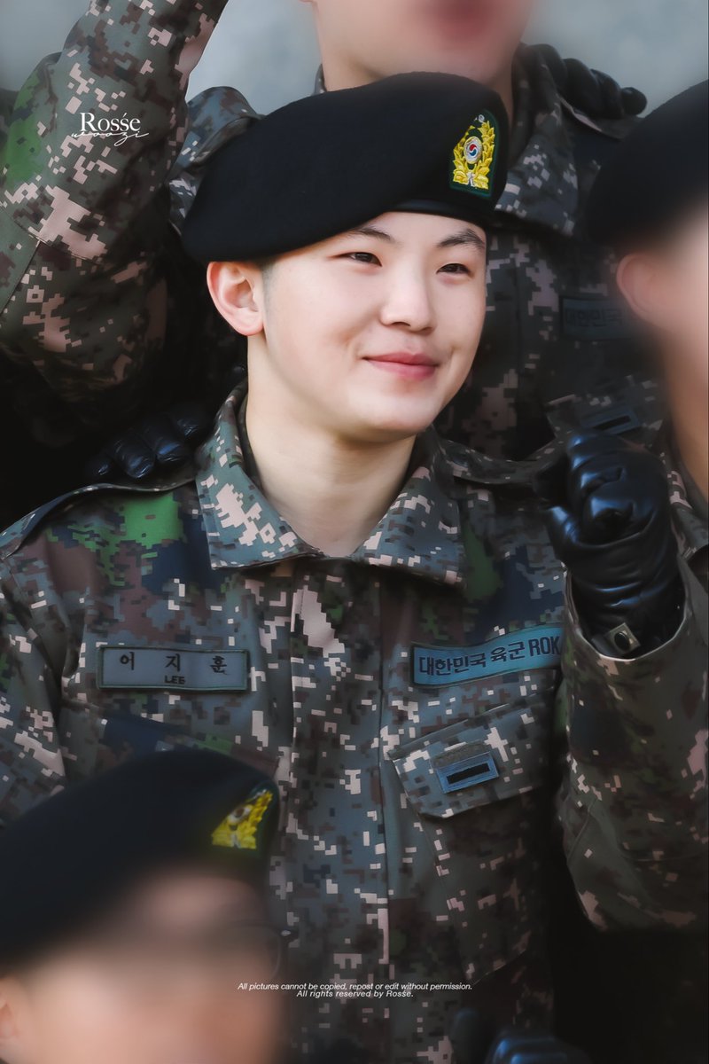 rosse_carat's tweet image. 251029

#우지 #WOOZI #ウジ 
#SEVENTEEN #세븐틴