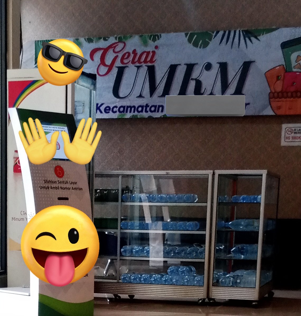 Pak <a href="/DediMulyadi71/">Kang Dedi Mulyadi</a>,  <a href="/sehatAQUA/">AQUA</a> itu UMKM mosok gak di suprot :))