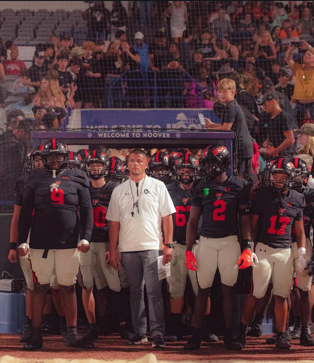 jrk_williams's tweet image. Last playoffs with my @BucsFootball brothers. Leaving it all on the field. 0-0 #JustWin #ChasingGreatness