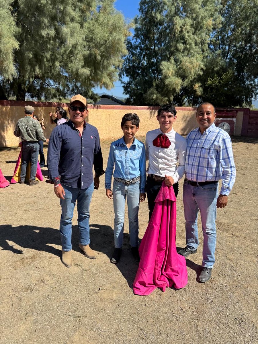 Monumental Lorenzo Garza tweet media