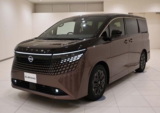 livedoornews's tweet photo. 【お披露目へ】日産が新型「エルグランド」を初公開、eパワー搭載で燃費性能が大幅に向上
https://t.co/ppDcpVdCl3

日産は29日、新型エルグランドを世界初公開した。国内車種では初めて「eパワー」第3世代を搭載し、来夏発売予定。30日から開幕する「ジャパンモビリティショー」で披露するという。 https://t.co/lbQ6Es0P24