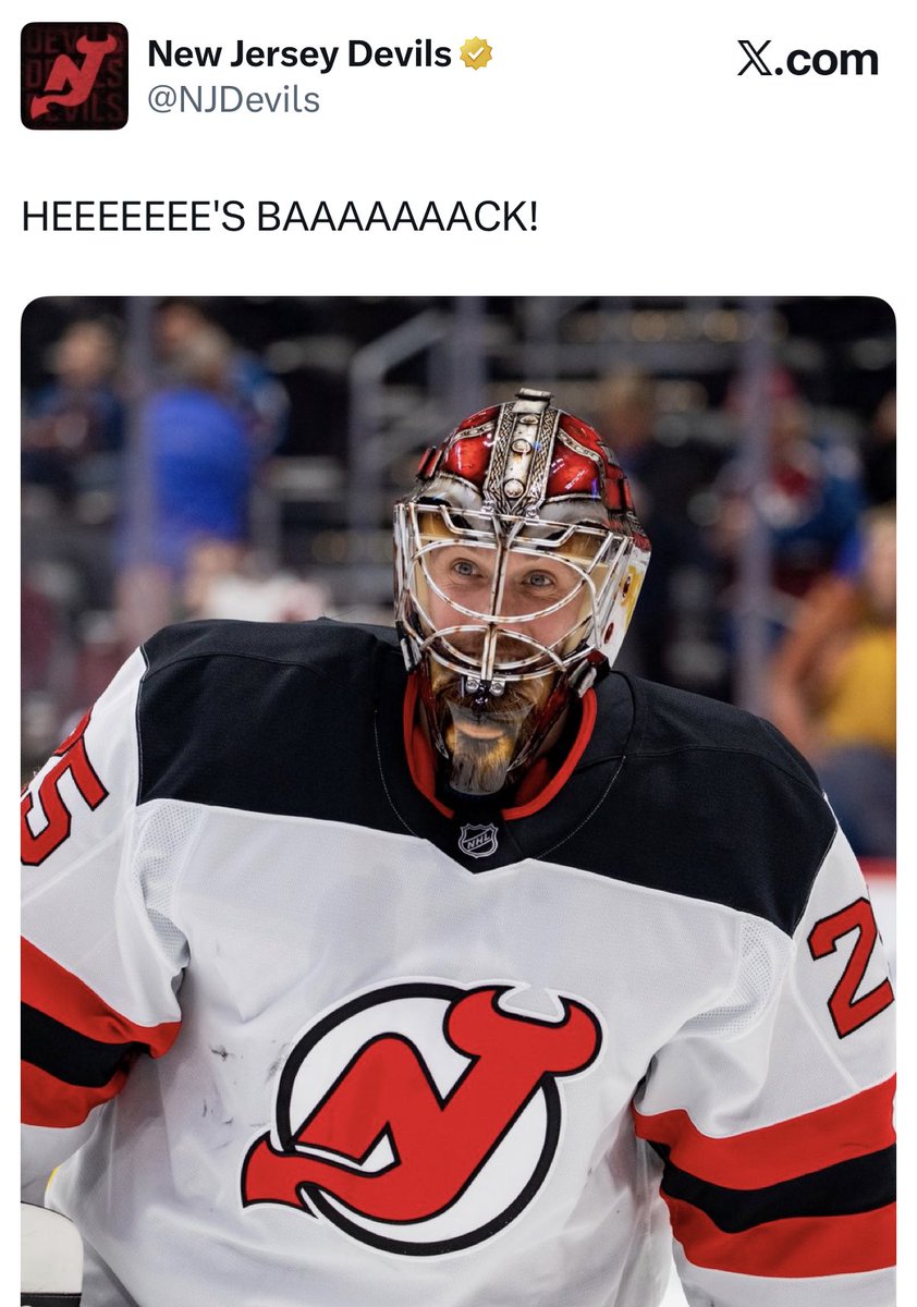 hockey images that precede unfortunate events (@unfortunatehky) on Twitter photo 