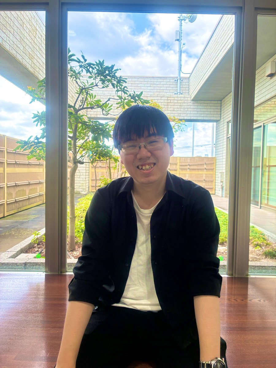 gkdn_tnpr's tweet photo. 木々の葉っぱも色づき始め、秋の雰囲気が出てき始めました🍁
改めての挨拶になりますが、新座長として村松が就任いたしました
早速色々と新たな動きを見せていますよ♪

そして、久々にツイキャス配信もしようと思います！
10/31(金) 21時より雑談形式でわちゃわちゃと✨
ぜひ遊びに来てください！ https://t.co/riOG2gKUGu