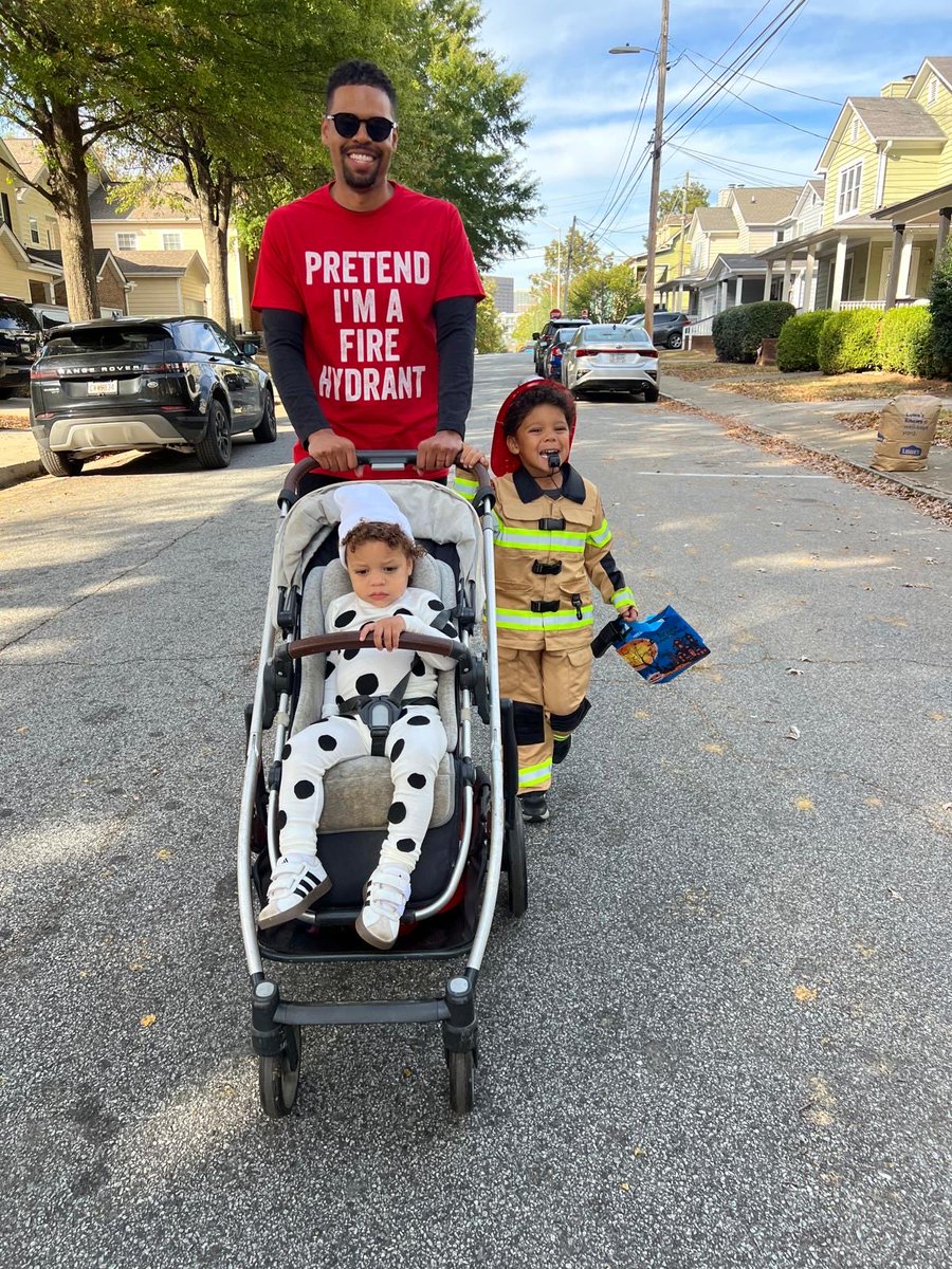 Halloween came early in Summerhill &amp; Sylvan Hills! 🎃👻

Huge thanks to La Bodega ATL and all the local shops and restaurants along Georgia Avenue for making #Summerhilloween a blast.

Family fun ✅ Costumes ✅ Trick-or-treating practice ✅ — We’re ready for Halloween!