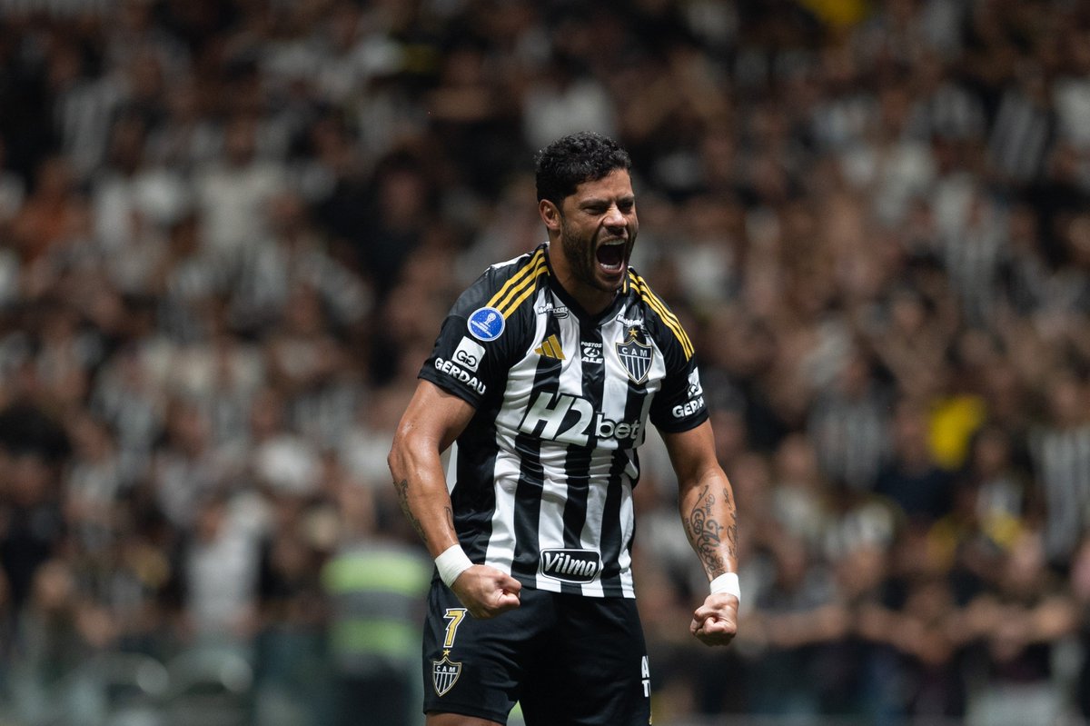 🇧🇷⚫️⚪️ Atlético Mineiro llegó a la final de un torneo Conmebol en dos años consecutivos:

✅ Copa Libertadores (2024)
✅ Copa Sudamericana (2025) 🆕

A pesar de sus problemas en liga, el 'Galo' ha sabido competir a nivel continental. Protagonista 🐔👏