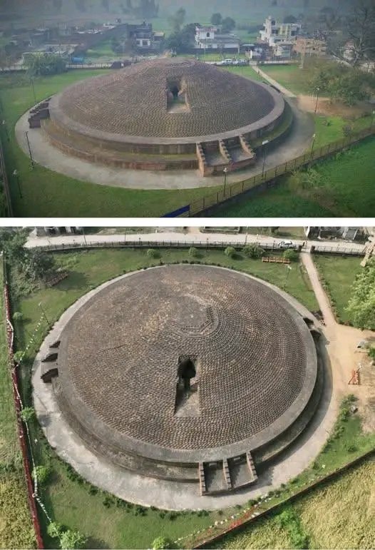 dayalg343's tweet photo. Chaneti Buddhist Stupa, built 3rd Century BCE. During the reign of the Mauryan King Ashoka in the ancient city of Shrughna (modern Sugh). Sugh, Yamunanagar district, Haryana, India.

#archaeology #knowledge #history #historical #ancient #place #Civilization_Revolution https://t.co/0Qm0MYLBVl
