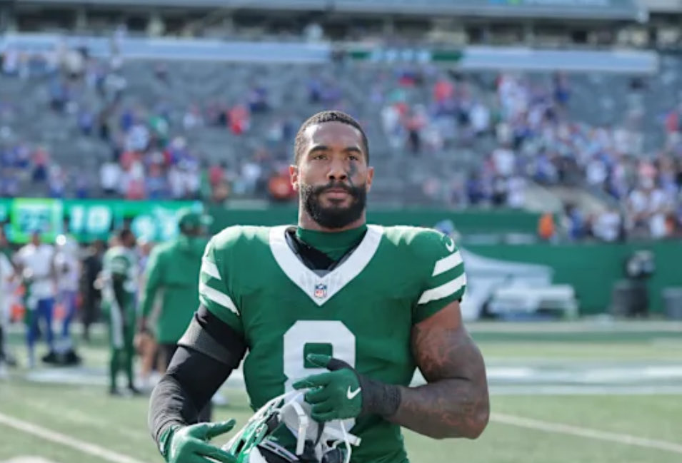 Jeremy Fowler (@jfowlerespn) on Twitter photo Jets safety Andre Cisco has a pectoral tear that needs repair, per source.
Cisco, who signed with New York in free agency, suffered the injury Sunday vs. Cincinnati. Jets safety Andre Cisco has a pectoral tear that needs repair, per source.
Cisco, who signed with New York in free agency, suffered the injury Sunday vs. Cincinnati.