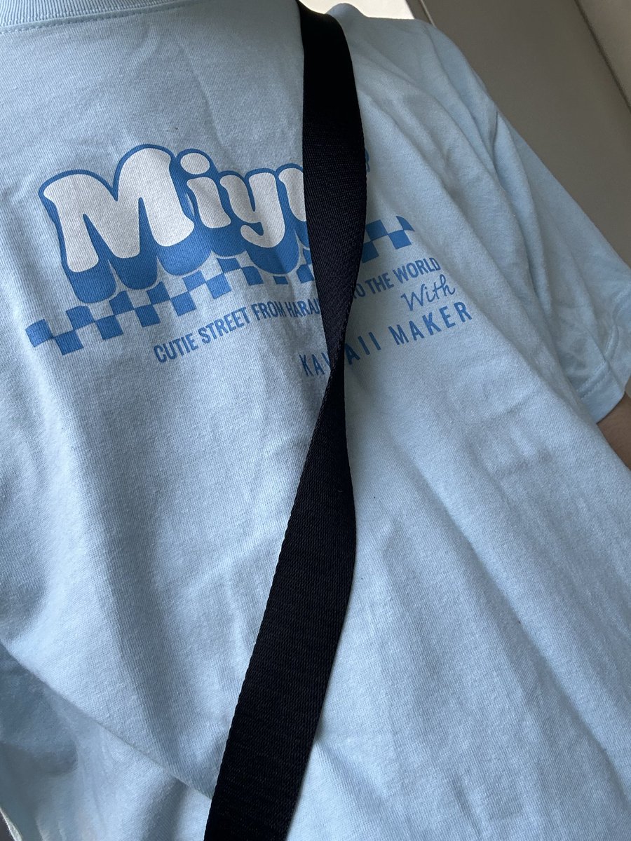 これで歯医者行ったらきゅーてすとの先生に今日の生誕祭行くの！？って聞かれたけど、行けません。

行けないので今日歯医者来たんです。

ちなみに先生は午後臨時休診にして、この後新幹線で行くらしい。

さすがに泣いていいですか？
先生、僕の分までチケット取ってください。