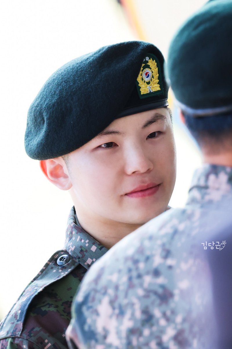 251029 

그때 그 첫사랑 이지훈보다는 
아기 왕만두 따끈 보송 말랑 우지ㅜㅜㅜ😭

#우지 #WOOZI #ウジ #세븐틴 #SEVENTEEN